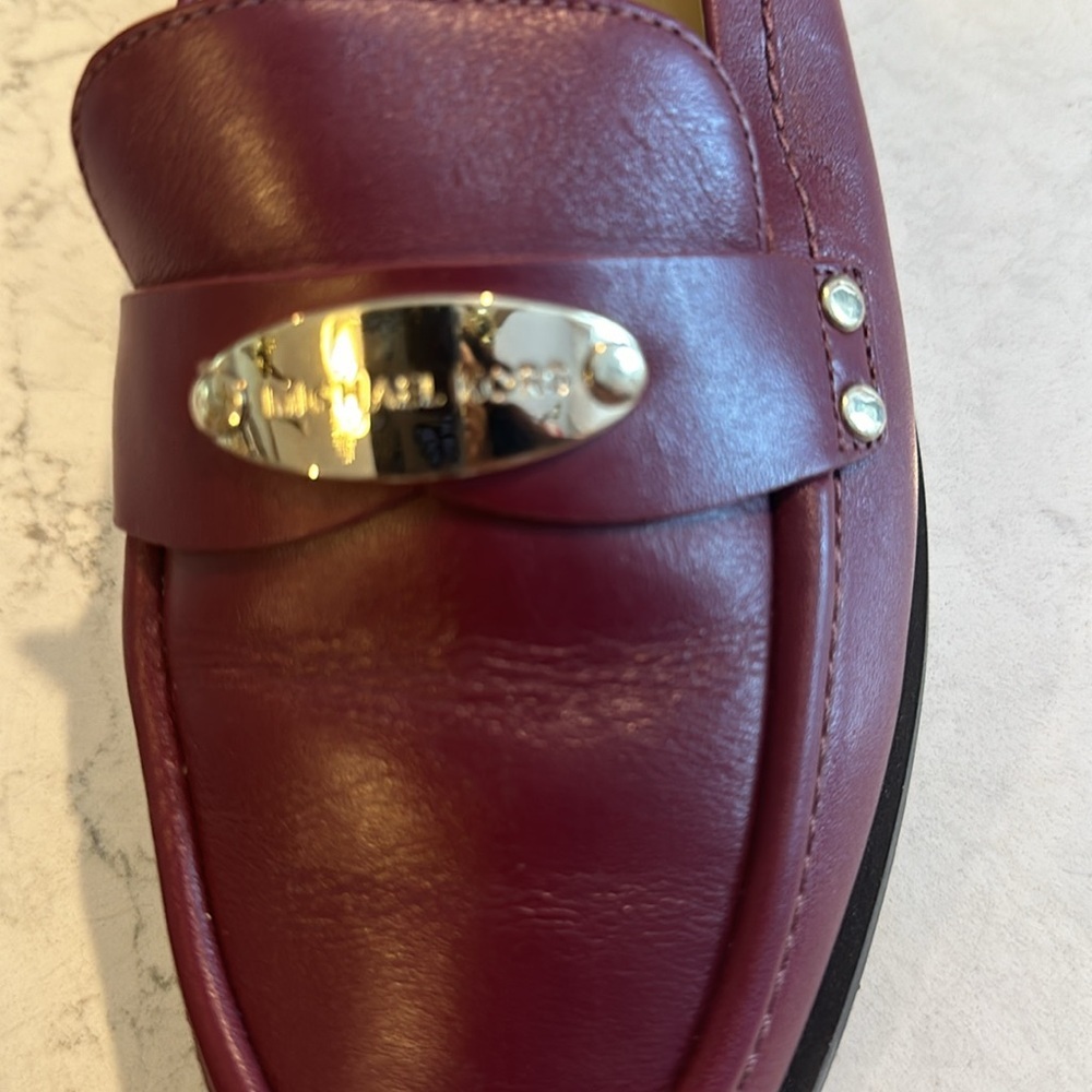 Micheal Kors maroon colored loafers size 7 - Picture 2 of 7